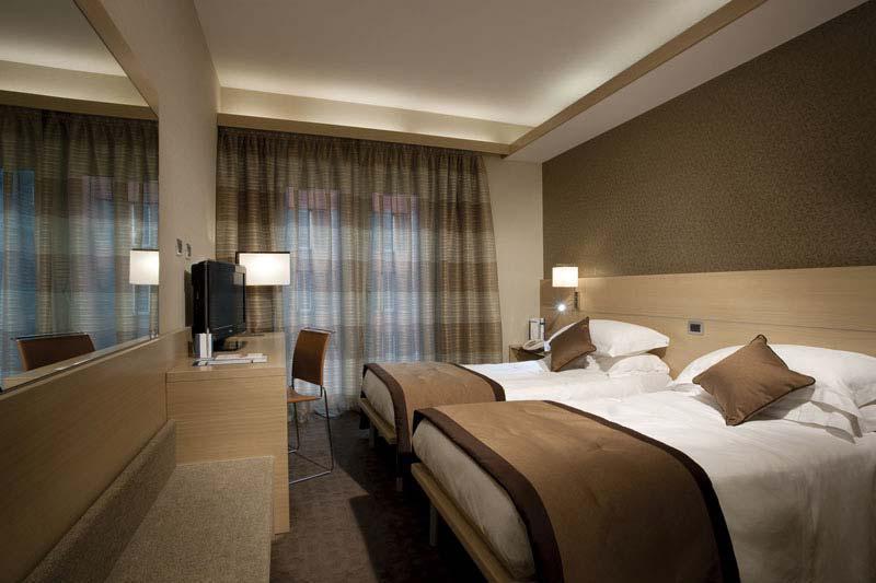 Hotel Iq Rom